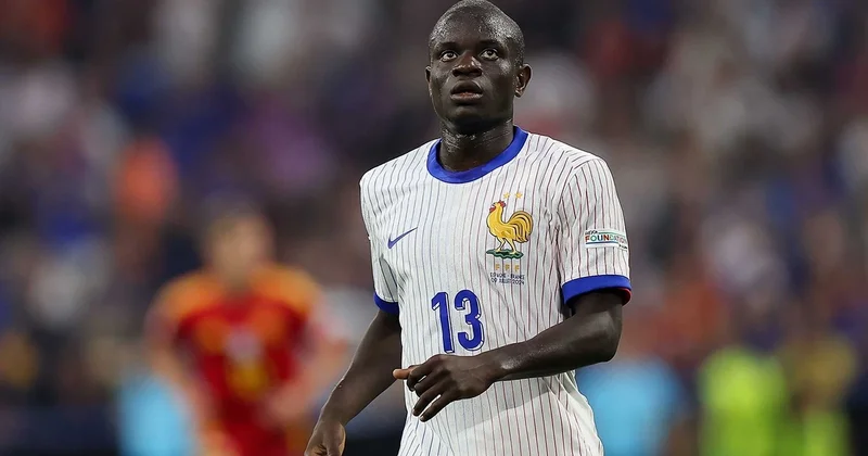 Nqolo Kantenin Fənərbağça ya transferinin detalları: 25 milyon avrodan imtina edib