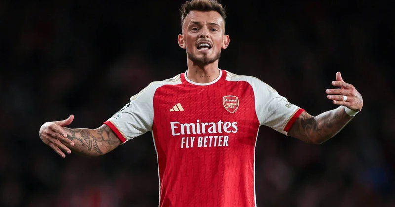 “Arsenal”ın cinah müdafiəçisi klubdan ayrılmağı düşünür