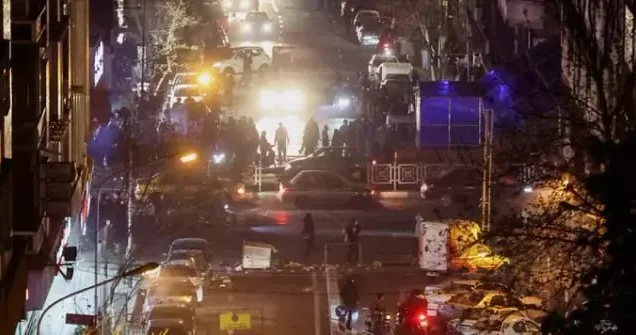 Qonşu ölkə qan gölünə döndü: Etirazlarda ölənlərin sayı 2 615 ə yüksəldi FOTO/VİDEO