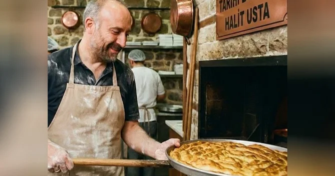 Halit Ergenç Londonda dükanlar açıb, 2 ton börek satdı