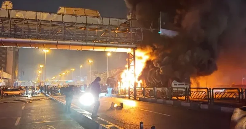 İrandakı etirazlarda ölənlərin sayı 2 600 ü keçdi, 18 mindən çox nümayişçi saxlanıldı