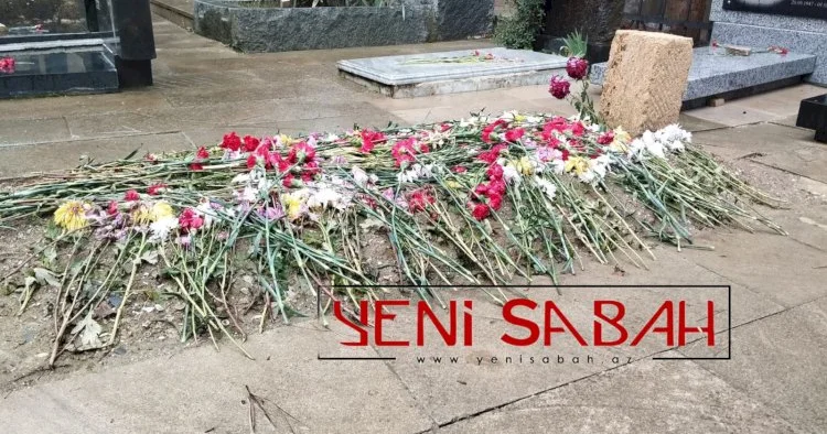 Cabir İmanovun qəbirinin üstü niyə KONKRET