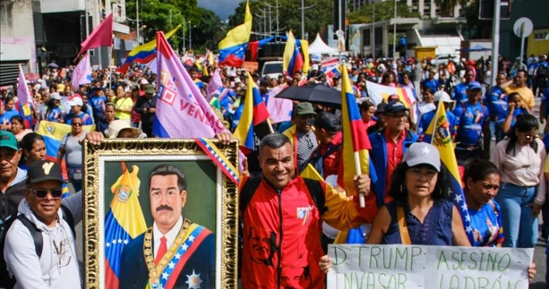 Venesuelada Maduroya dəstək nümayişi keçirib