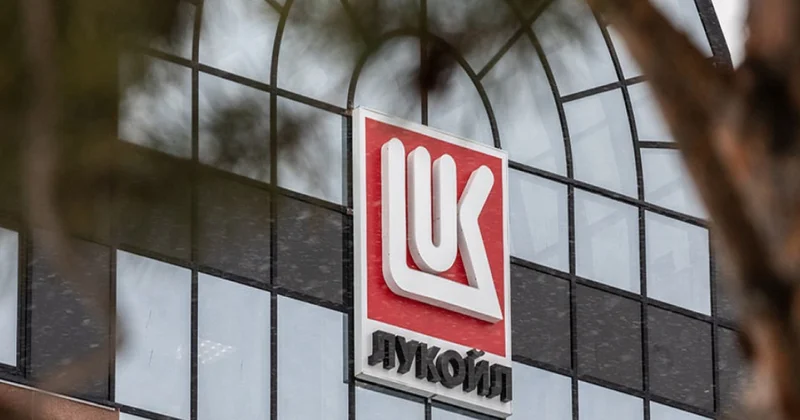 США вновь продлили лицензию на продажу зарубежных активов ЛУКОЙЛа