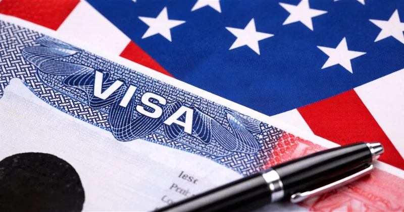 США усиливают контроль: проверят 55 млн виз, включая азербайджанцев
