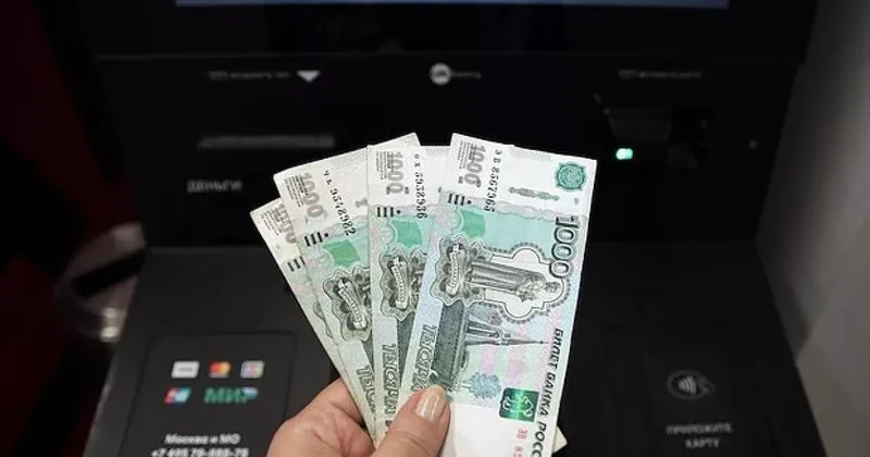 В России намерены ужесточить контроль за операциями по выдаче наличных денег