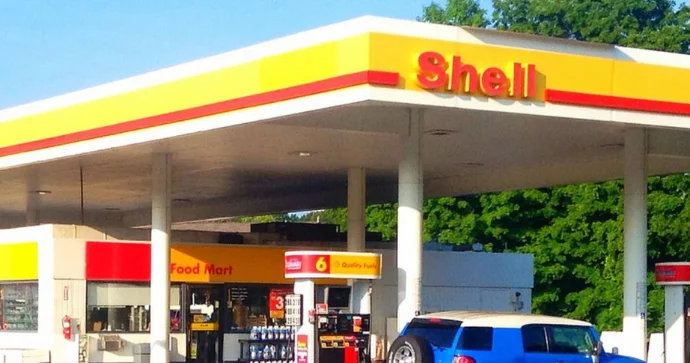 Aİ də yanacaq qiymətlərinə qlobal neft bazarı təsir edir