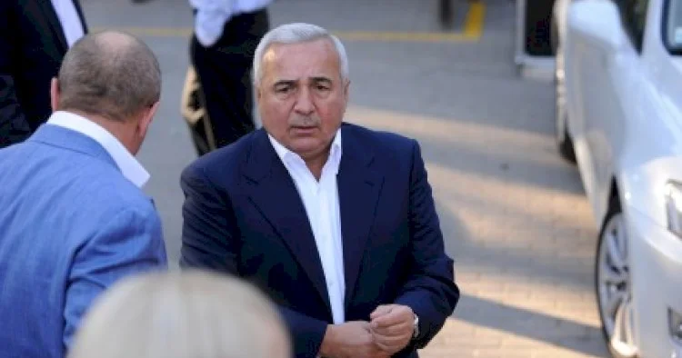 Azərbaycanın milyarderinin dövlətə külli miqdarda borcu var