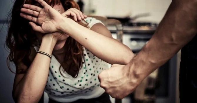 Bacısının burnunu sındıran 65 yaşlı kişi həbs edildi