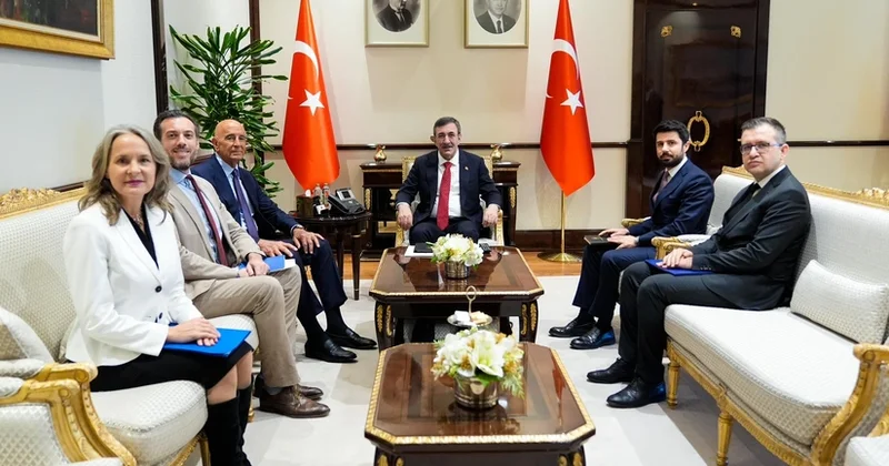 Cevdet Yılmaz ABŞ səfiri ilə İran və Suriyadakı son prosesləri müzakirə edib