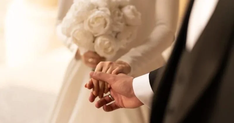 Evlilikdə boşanma riskinin ən aşağı olduğu yaş aralığı