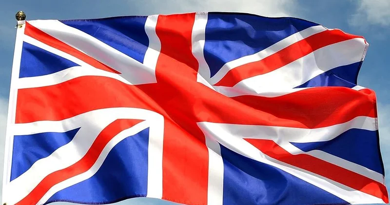 Великобритания эвакуировала сотрудников посольства из Тегерана