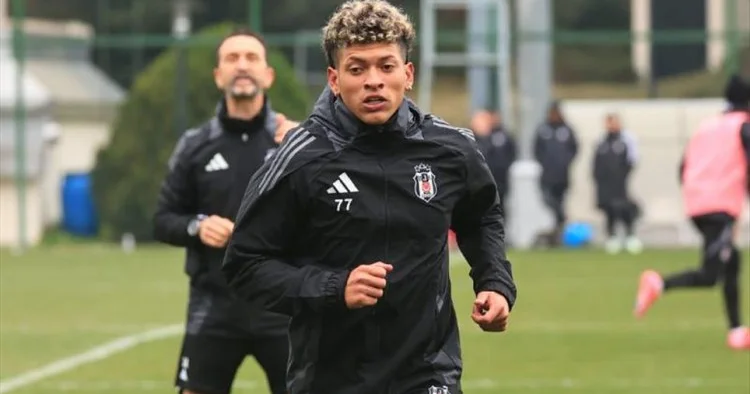 Beşiktaş legionerini icarəyə verdi