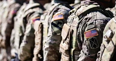 США начали переброску военного снаряжения в эту страну