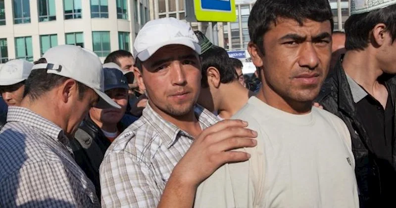 Rusiyada miqrantların üçdə biri dil imtahanından keçə bilməyib