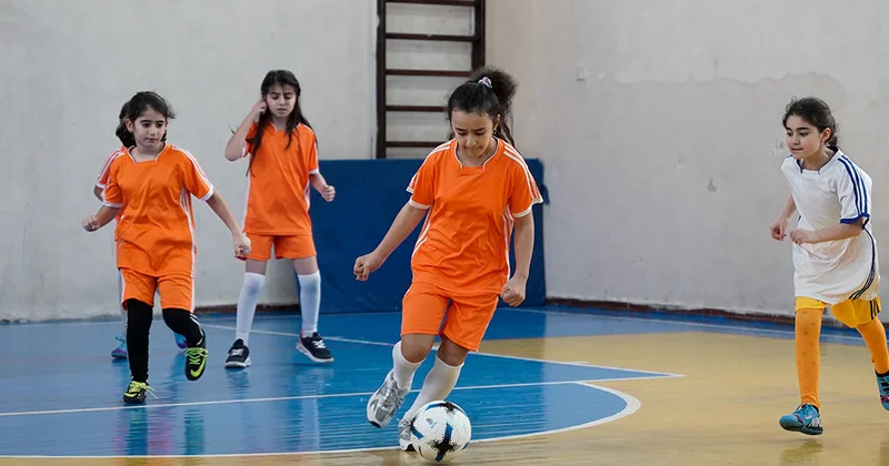 AFFA UEFA ilə birlikdə məktəbli qızlar arasında turnir keçirib FOTO