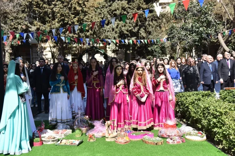 Novruz bayramı münasibətilə Nəsimidə tədbir keçirildi Fotolar