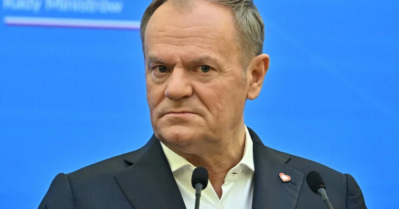 Катастрофа для Польши : Туск обвинил Россию, MAGA и Орбана