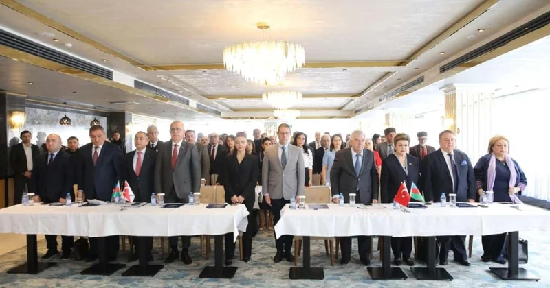 Bakıda “Türk Dövlətləri ilə Mədəniyyət Körpüsü” Forumu keçirildi FOTO