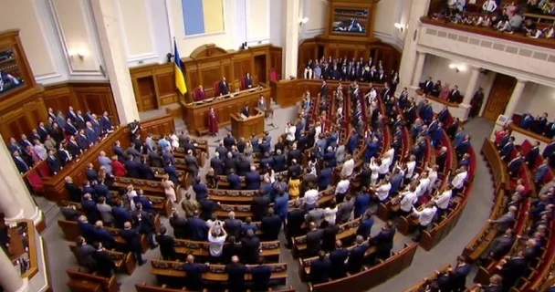 На Украине могут приостановить все госрасходы, кроме финансирования ВСУ