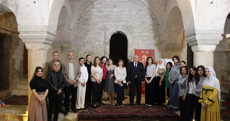 Beynəlxalq Mədəni İrs Ustad Məktəbində “Xalq sənətkarlığı və təsviri dekorativ sənət” tematik qrupu üzrə dərslər keçirilib