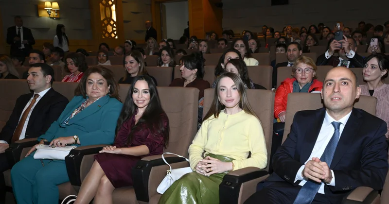 Əliyevalar film təqdimatına qatıldılar Fotolar