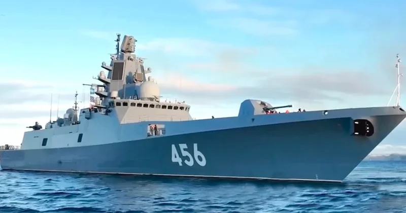 Военные корабли России прибыли в Китай