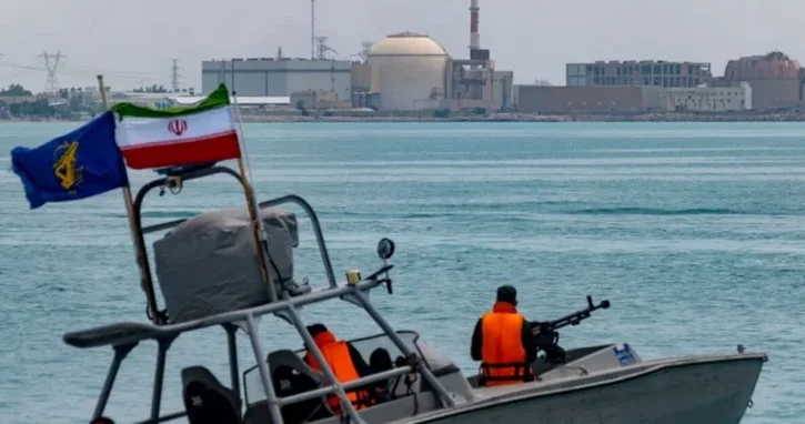 Иран пригрозил перекрыть Персидский залив и Красное море в ответ на морскую блокаду США
