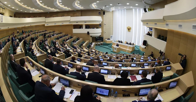 Harda rus həbs olunsa, Rusiya ordu yeridəcək Qanun