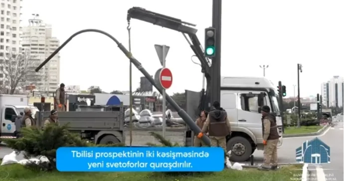 Paytaxtın bu kəsişməsi ilk dəfə işıqforlarla tənzimlənəcək VİDEO