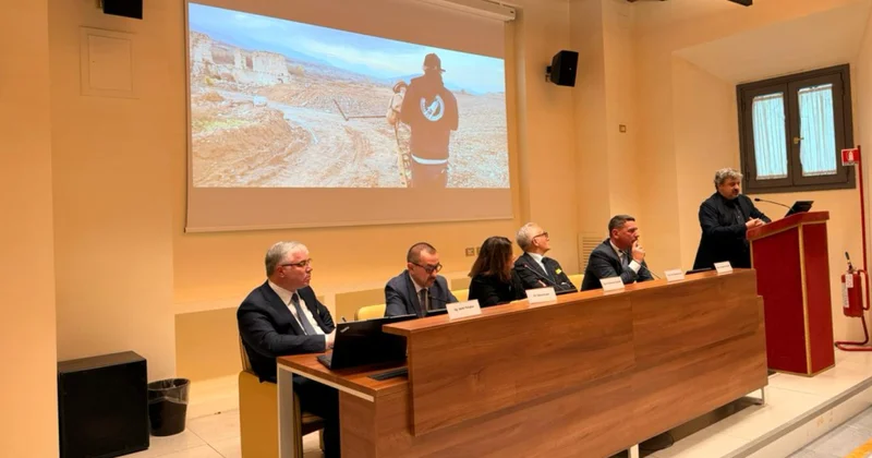 Sülhə gedən yolda mina təhlükəsi: İtaliyada Azərbaycana həsr olunmuş konfrans