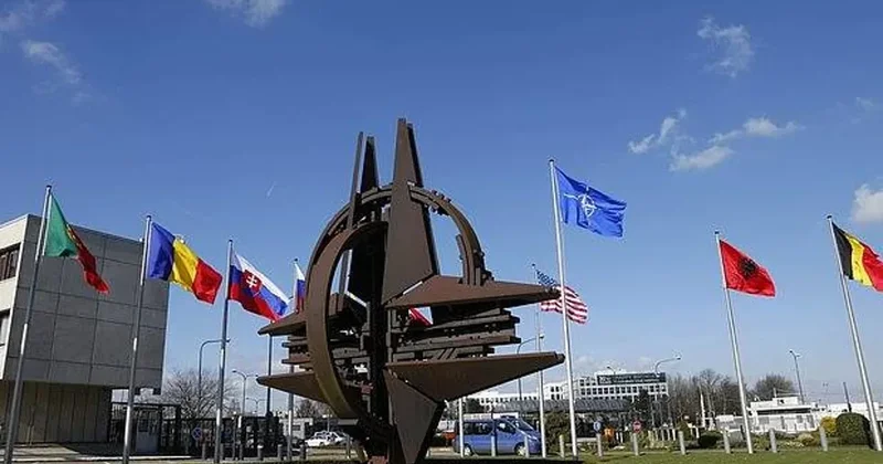 СМИ: Европа ускоряет работу над планом функционирования НАТО без США