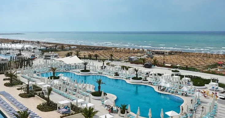 Baş nazirdən Sea Breeze Resort la bağlı QƏRAR