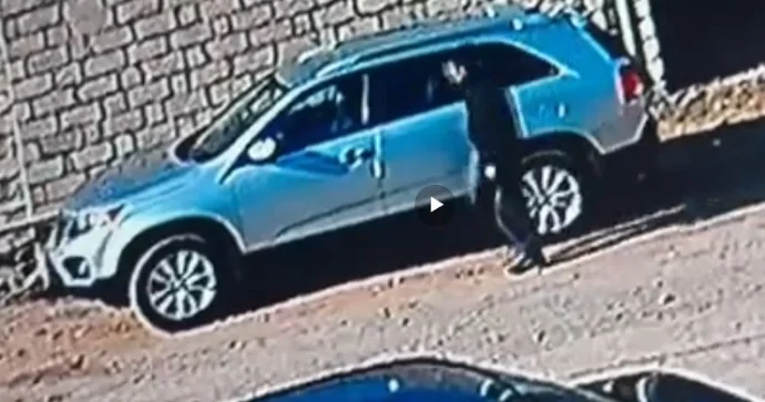 Evlərdən bu yolla 25 minlik oğurluq edibmiş VİDEO