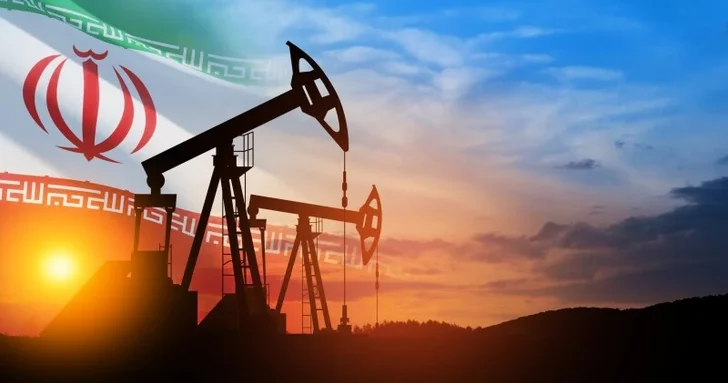 Как блокада Ормузского пролива ударит по нефтяной промышленности Ирана?