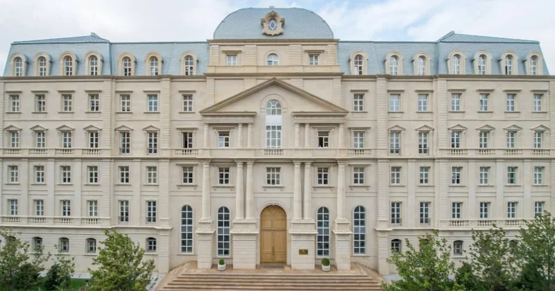 Расходы на обслуживание госдолга составят 2,4 млрд манатов в 2027 году