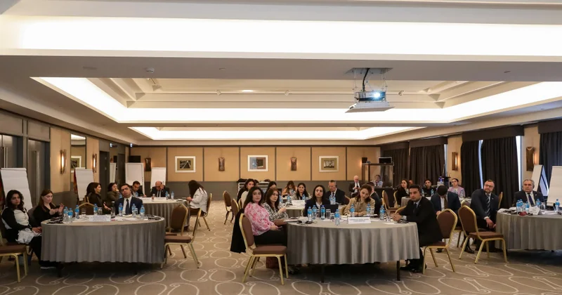 “Sosial dialoq institutları üçün özünüqiymətləndirmə metodologiyası”na dair seminar keçirilir