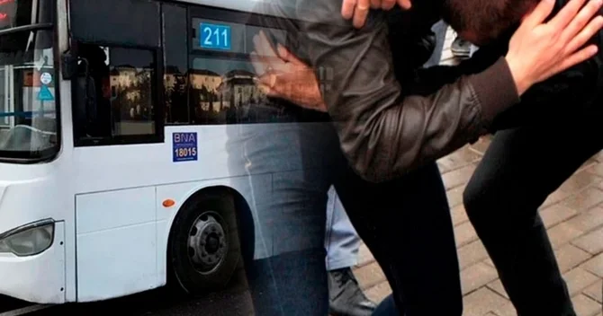 Avtobusda sürücü və sərnişinlər nə üçün əlbəyaxa davaya çıxır?