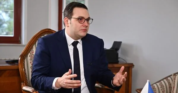 Çexiyanın xarici işlər naziri Putini qorxaq adlandırdı