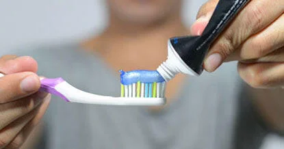 Məşhur diş pastalarında zəhərli maddələr aşkarlandı Azərbaycanda da satılır