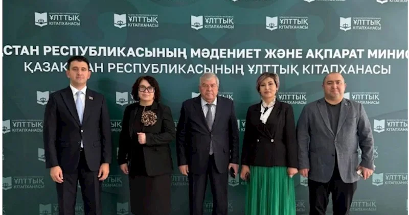 Azərbaycan nümayəndə heyəti Qazaxıstan Milli Kitabxanasında oldu FOTOLAR