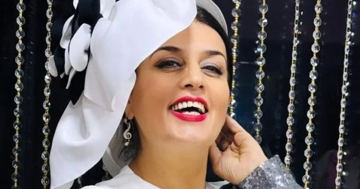 Elza Seyidcahan: “Alnım açıq, üzüm ağdır. Çox xoşbəxtəm ki, satılmadım...”
