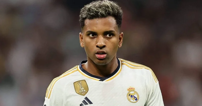 İngiltərənin nəhəng klubları Real ın futbolçusunu transfer etmək istəyir