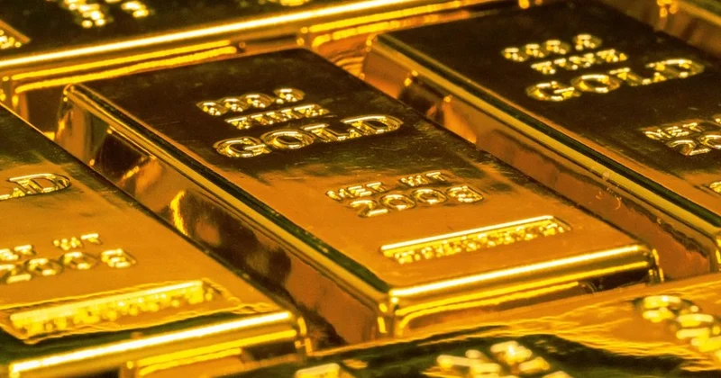 Стоимость золота опустилась ниже $3 150 за тройскую унцию впервые с 10 апреля