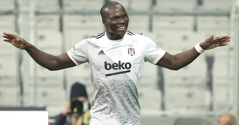 Qarabağ Beşiktaş ın sabiq hücumçusu ilə danışıqlara başlayıb