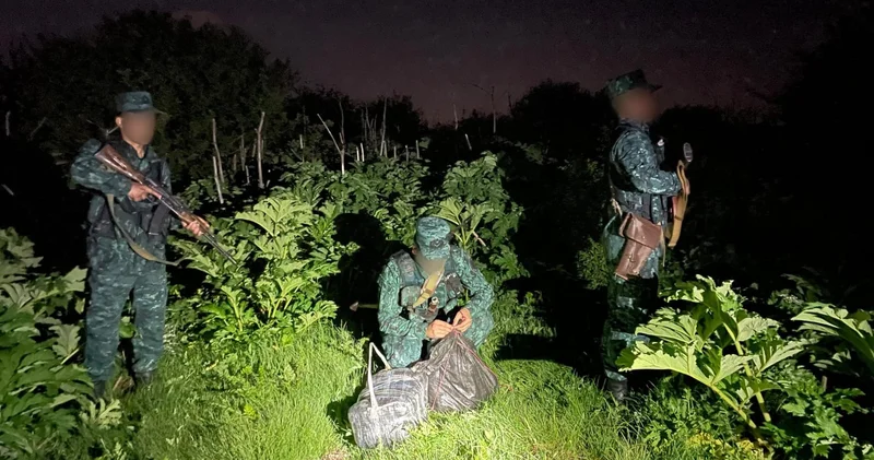 Külli miqdarda narkotikin Azərbaycana keçirilməsinin qarşısı alınıb FOTO