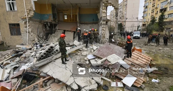 Жители дома в Сумгайыте, где произошёл взрыв, жалуются на отсутствие помощи