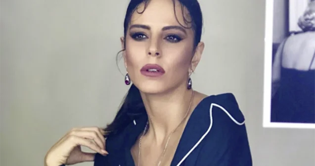 Simge bacısını itirdi
