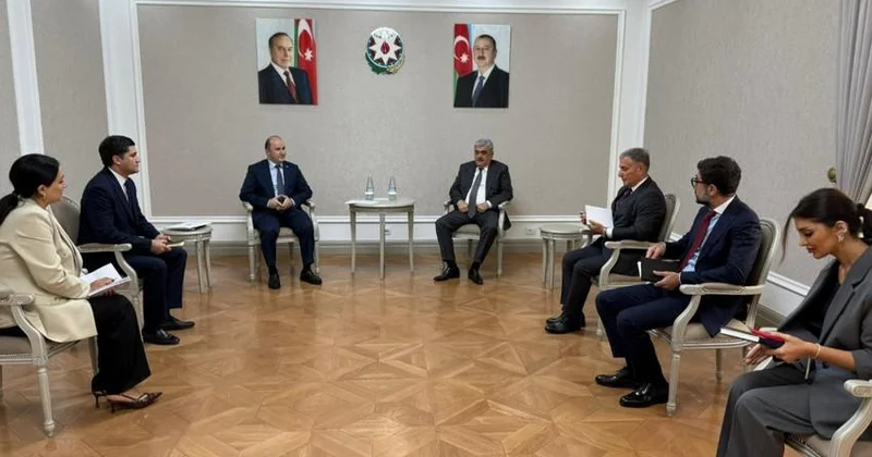 Bakı və Düşənbə ticarət dövriyyəsinin artırılmasını, birgə layihələrin icrasını hədəfləyib