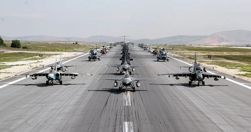 Türkiyədə keçirilən beynəlxalq təlimdə uçuşlar icra olunub FOTO